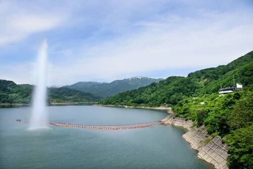 月山湖大噴水